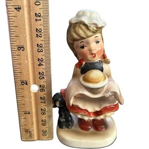 Vintage Napco Figurine Dinnertime AH 901